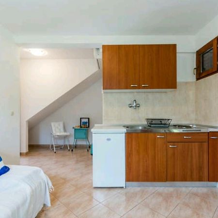 Apartments Bralic ヴィス エクステリア 写真