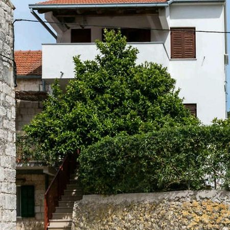 Apartments Bralic ヴィス エクステリア 写真